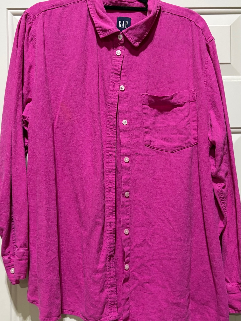 GAP Women’s Button-Down Shirt in Bright Magenta